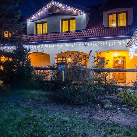 Apartmany Centrum Pavčina Lehota 外观 照片